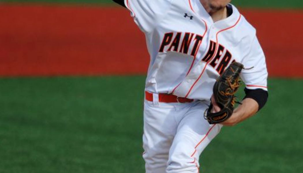 Babylon Avenges County Championship Loss, Defeating Center Moriches 3-0