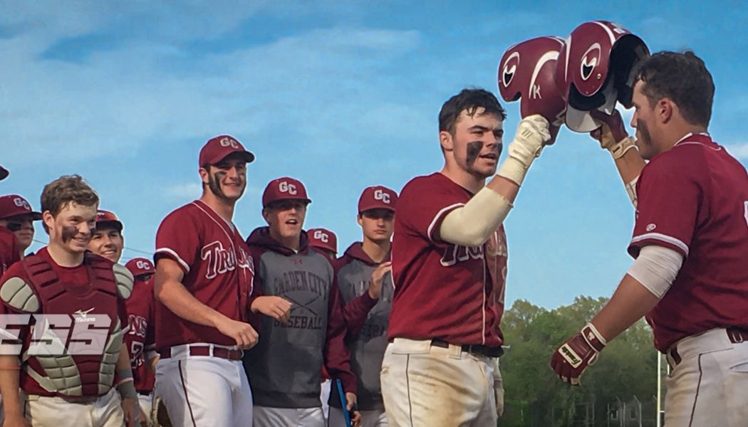 Andrew Nagel Dominates Manhasset in 3-1 Victory