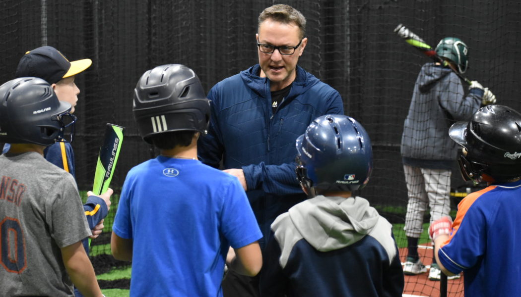 Anthony Iapoce Hosts Hitting Clinic at MaX Effort Baseball