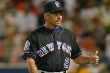 Bobby Valentine Goes on IG Live With Axcess Baseball