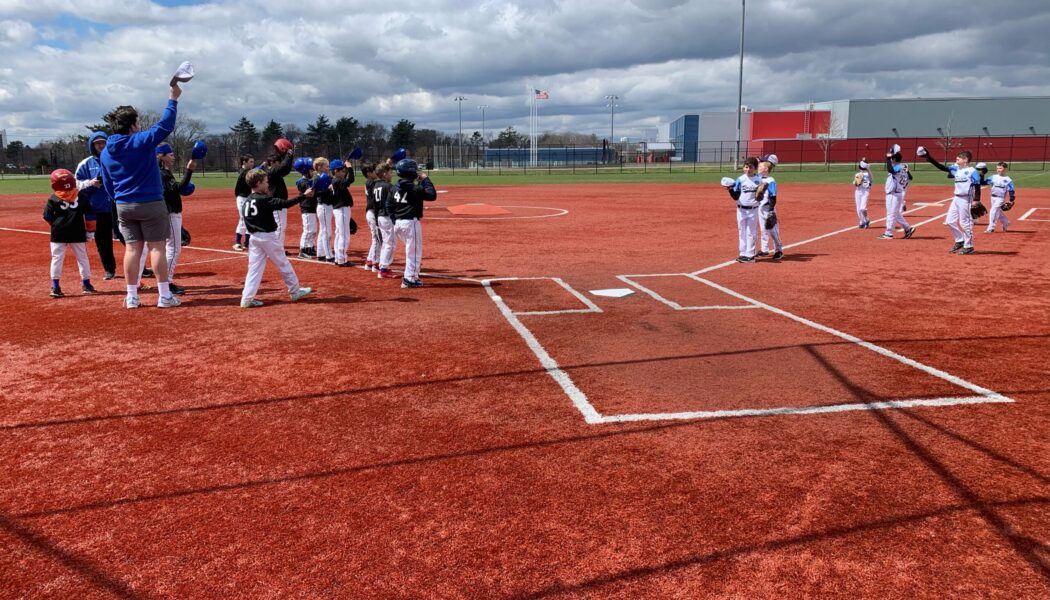 Roslyn Sweeps DH From LI Storm in Two High-Scoring Affairs