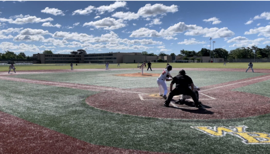 Long Island Baseball Sweeps Morning Double Header With 4-3 and 6-3 Victories