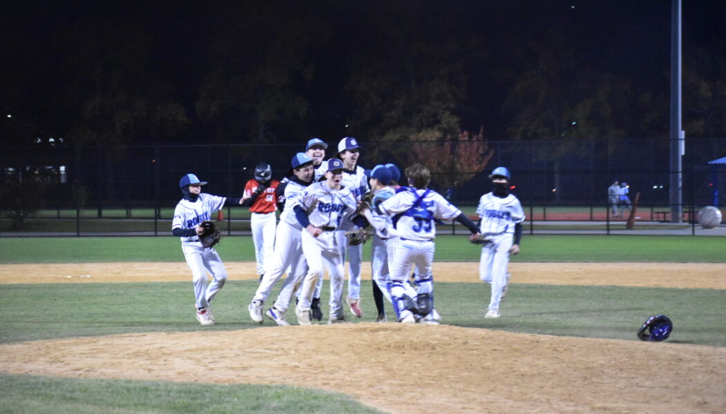 GAME RECAP: Roslyn Bulldogs Overcome 4-0 Deficit to Win Play-In Game