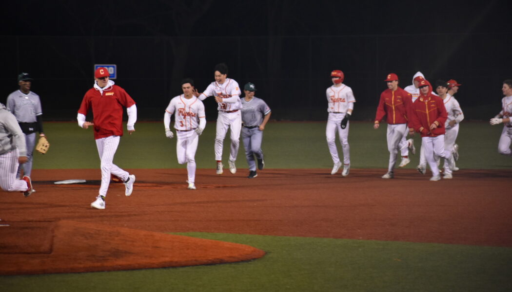 GAME RECAP: Danny Anicito Hits Walk-Off Single in 10th For Dramatic Victory