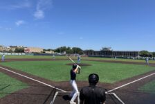 Yeti Select Sweeps DH on Final Day of Regular Season