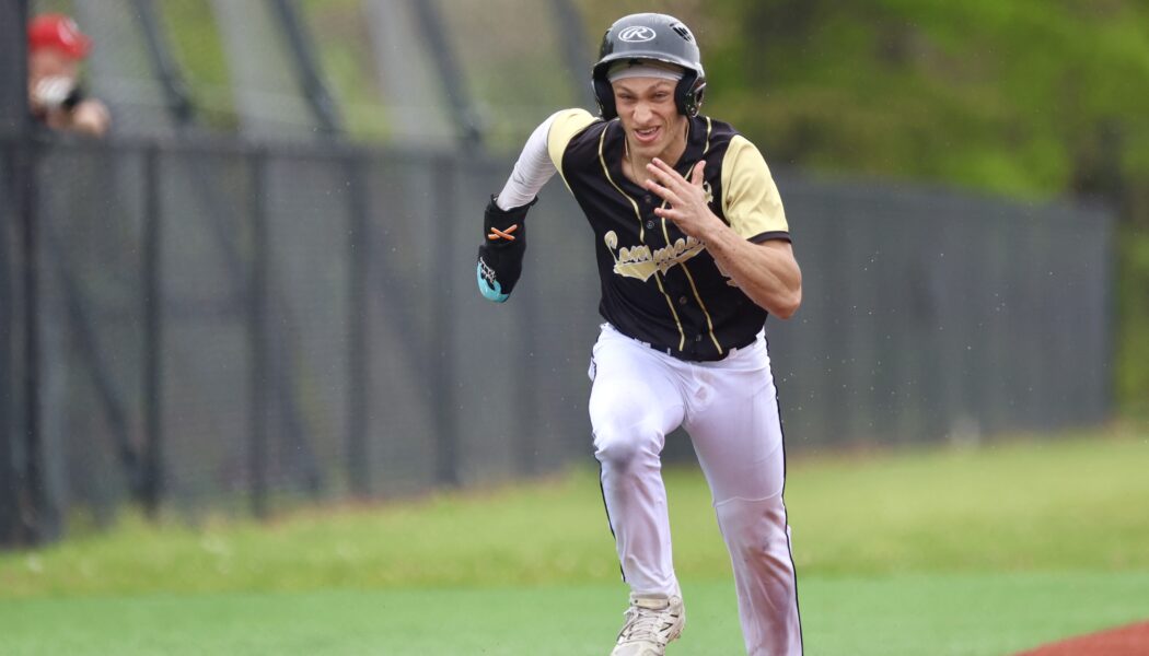 Commack Begins Quest to Return to the Mountaintop